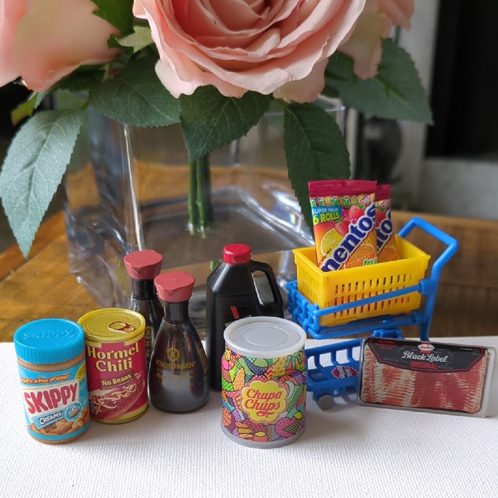 Mini Brands Shopping Brands Unboxed